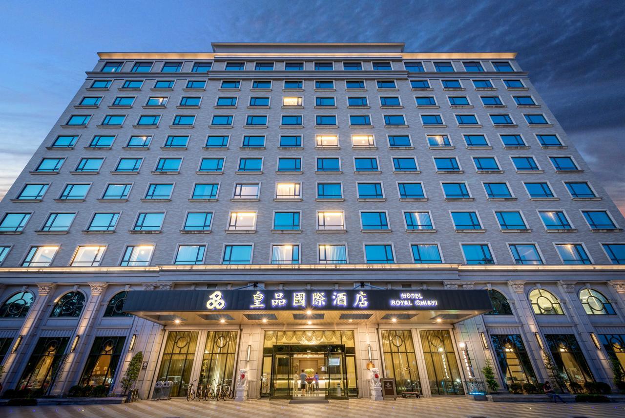 Royal Chiayi Hotel Exterior photo